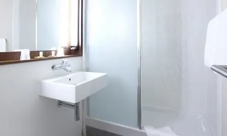 Ibis Styles Paris Denis Pleyel Hotel 3*
