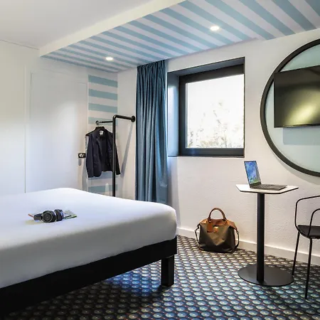 Ibis Styles Paris Denis Pleyel 3* Saint-Denis (Seine-Saint-Denis)