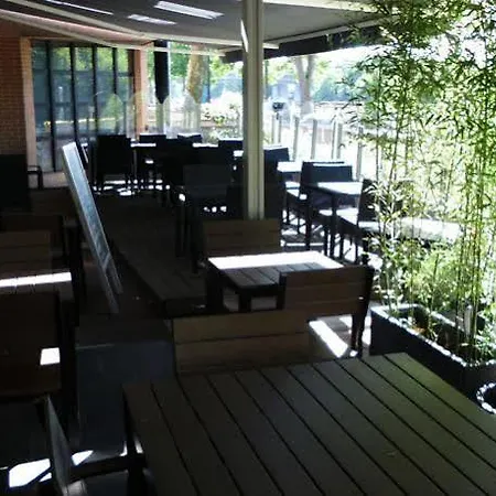 Hotel Ibis Styles Paris Denis Pleyel Saint-Denis (Seine-Saint-Denis)